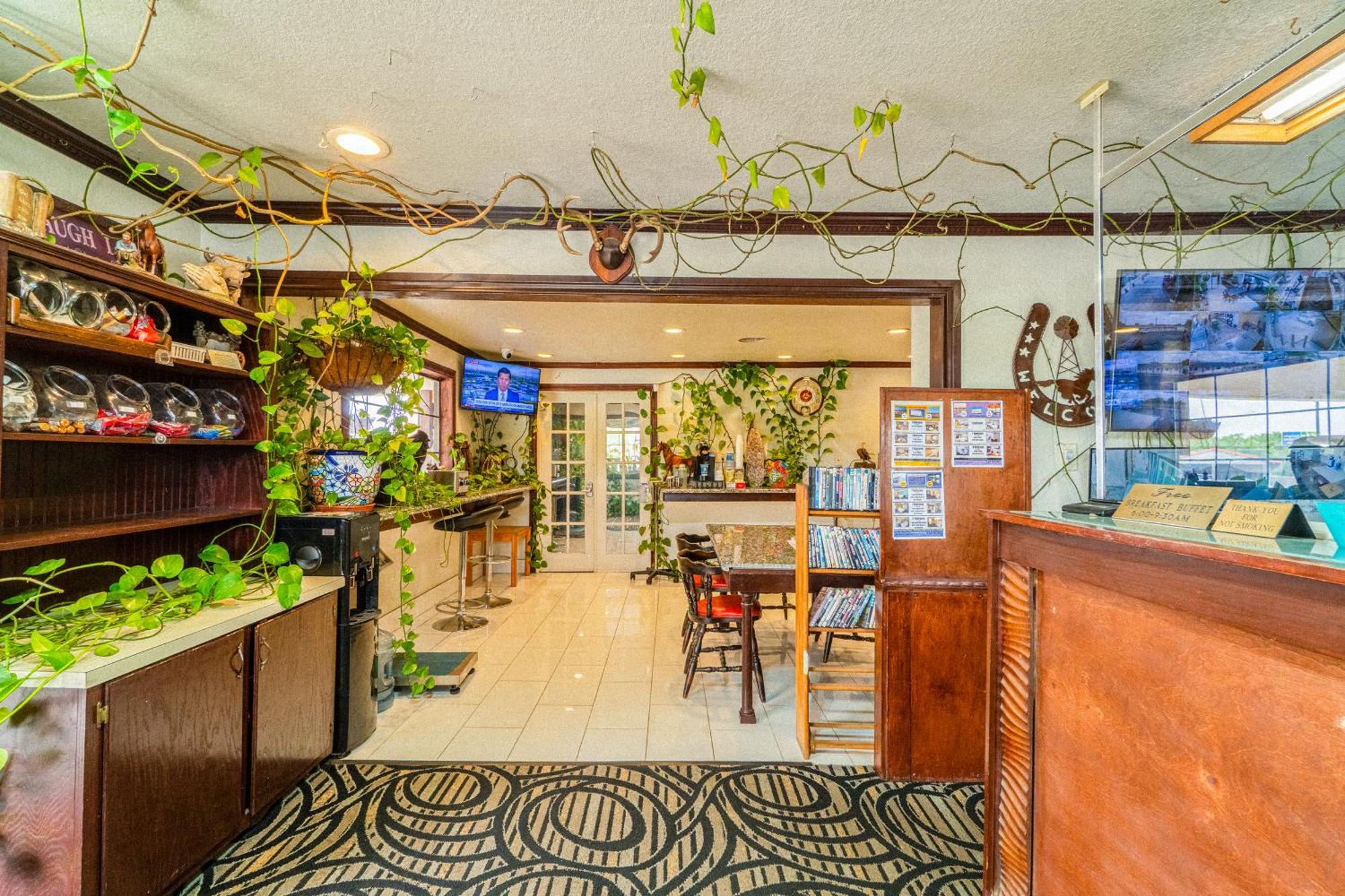 Purple Sage By Oyo Snyder Tx Motel Eksteriør billede